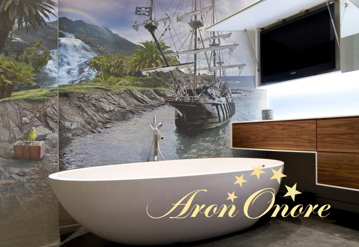 Корабль возле необитаемого острова – идея росписи стены в ванне