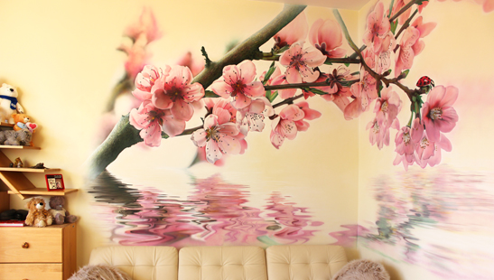 Роспись стен в спальне «Цветы сакуры»