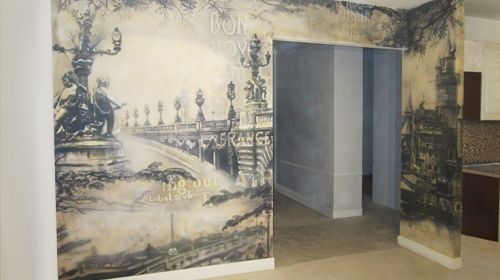 Роспись в зале квартиры в стиле ФРАНЦИЯ